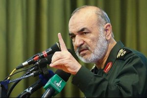 ايران تقصف اسرائيل